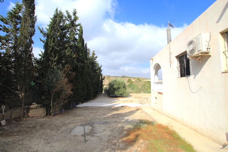 4 bedroom Country House for sale