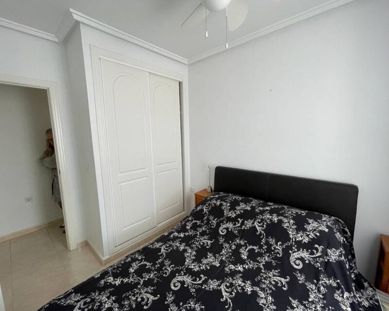 2 slaapkamer Appartement Te koop