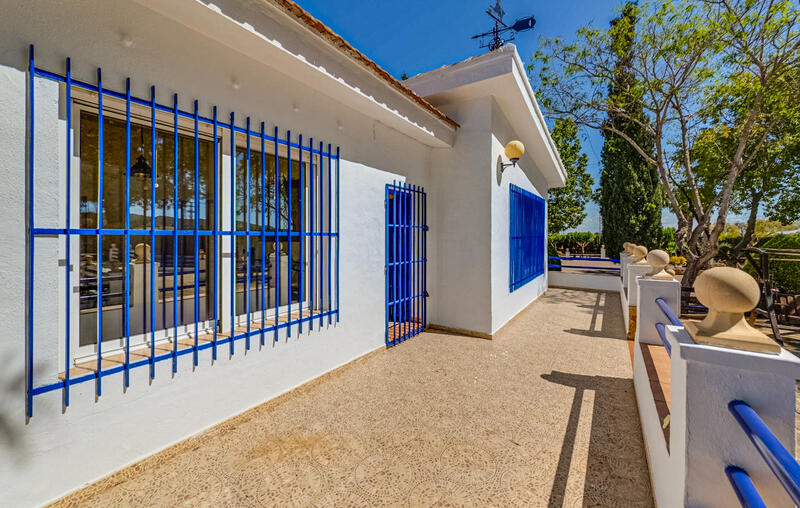 4 Cuarto Villa en venta