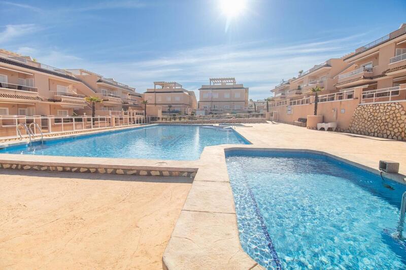 Villa à vendre dans Torrevieja, Alicante