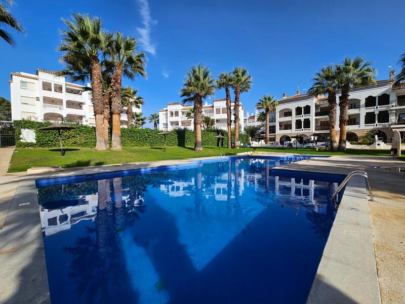 Apartment for sale in Villamartin, Alicante