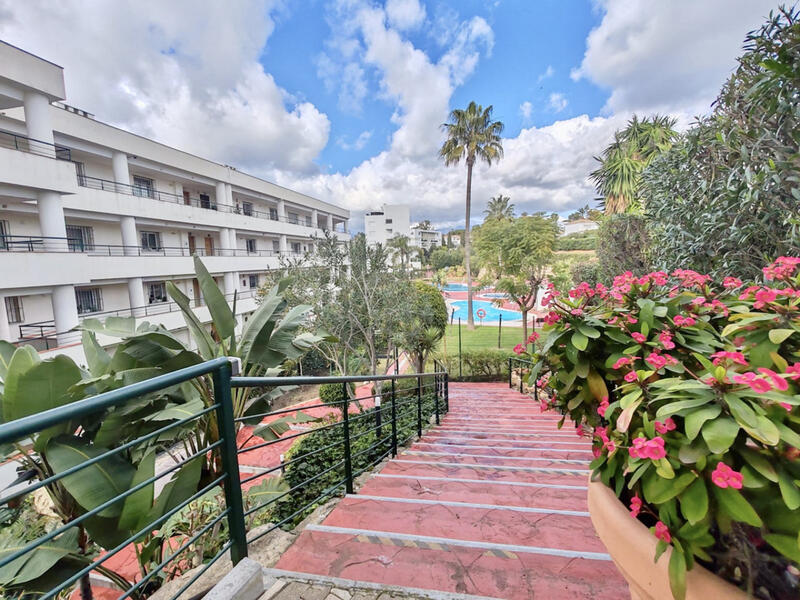 Apartment for sale in Guadalmina, Málaga