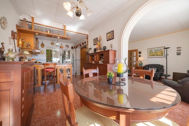 4 bedroom Villa for sale