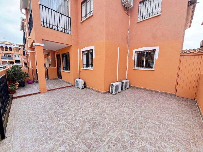 Appartement Te koop in Playa Flamenca, Alicante