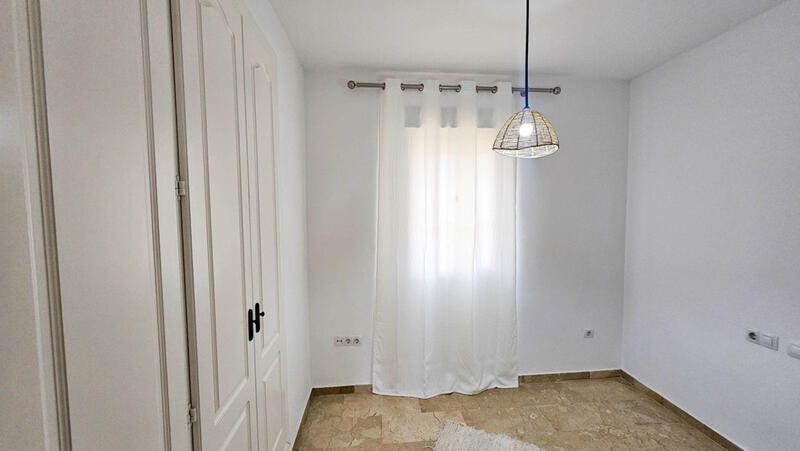 2 slaapkamer Appartement Te koop