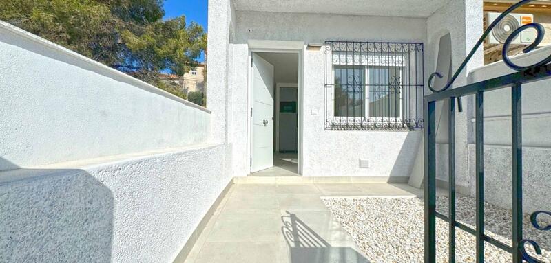 2 Cuarto Villa en venta