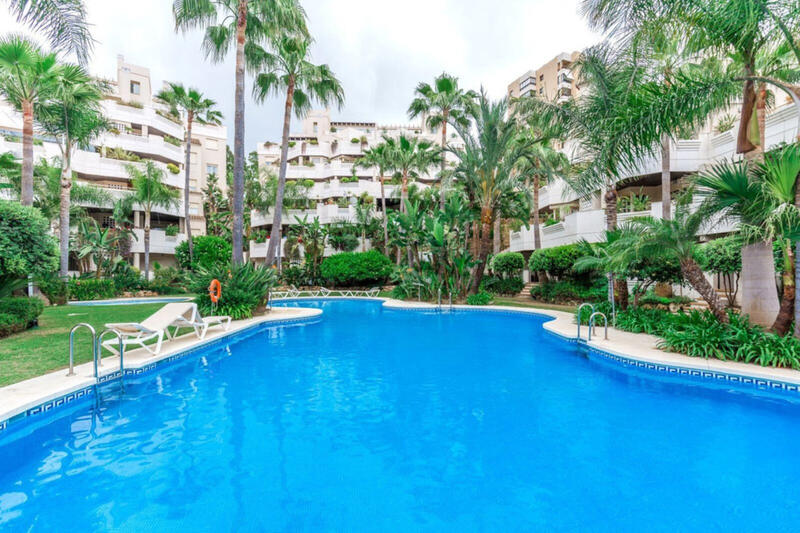 Appartement à vendre dans Nueva Andalucia, Málaga