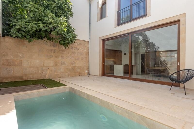 Duplex for sale in Pollença, Mallorca