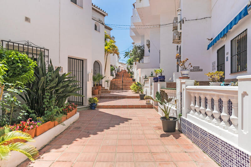 Apartamento en venta en Nerja, Málaga