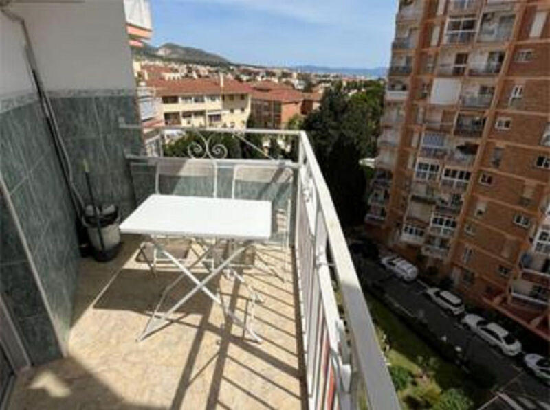 Lägenhet till salu i Benalmadena, Málaga