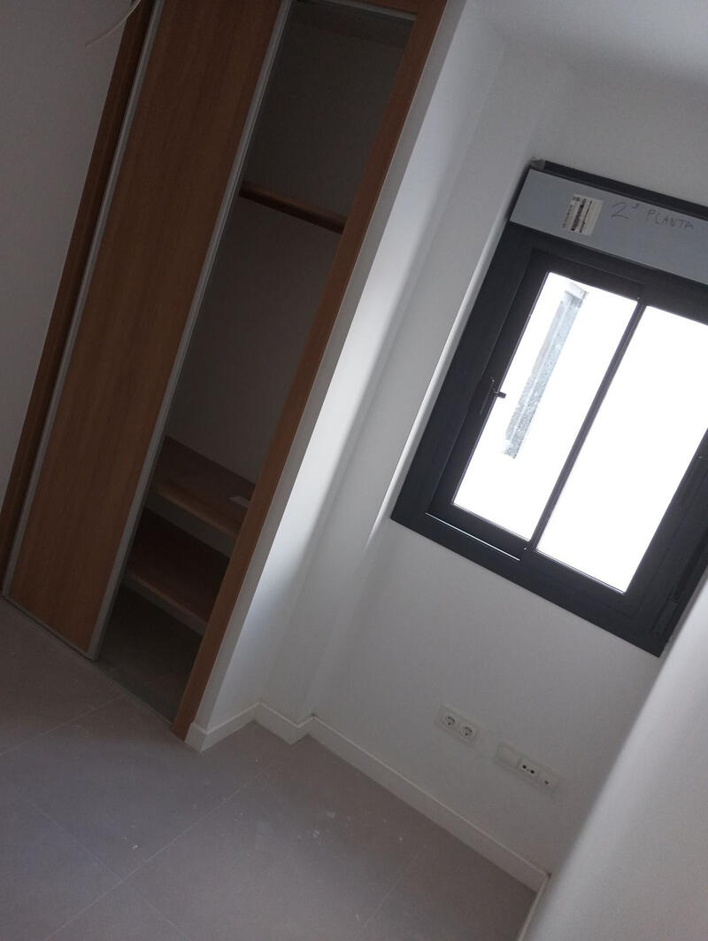 2 slaapkamer Appartement Te koop