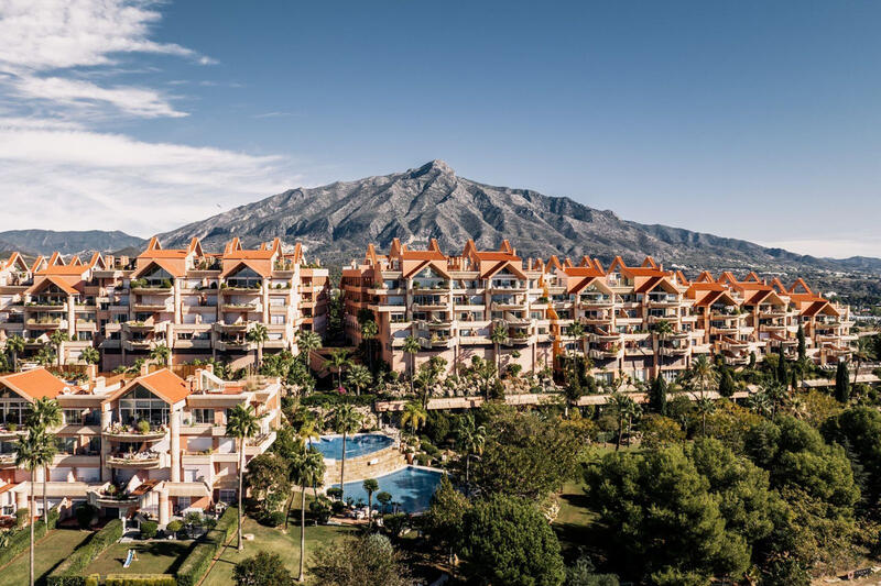 Appartement zu verkaufen in Nueva Andalucia, Málaga