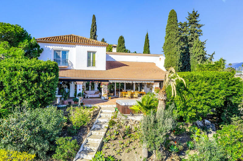 Villa till salu i Selwo, Málaga