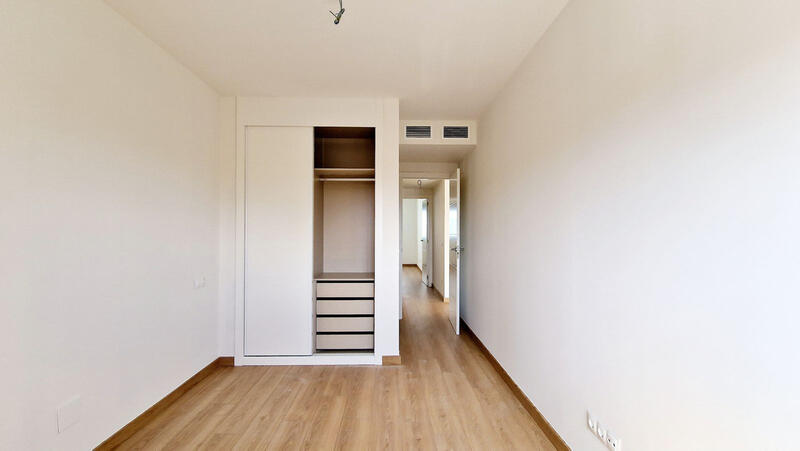 3 bedroom Apartment for sale