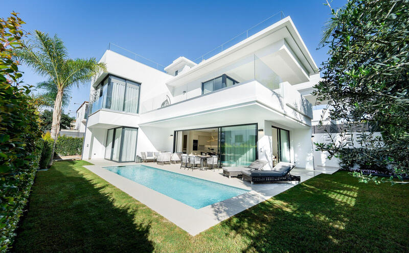 Villa till salu i Marbella, Málaga