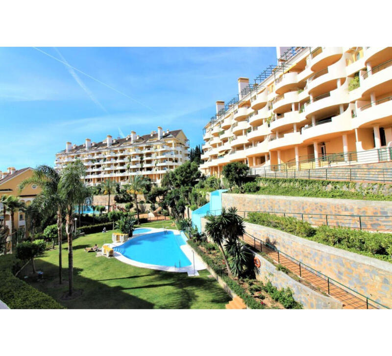 Apartamento en venta en Marbella, Málaga