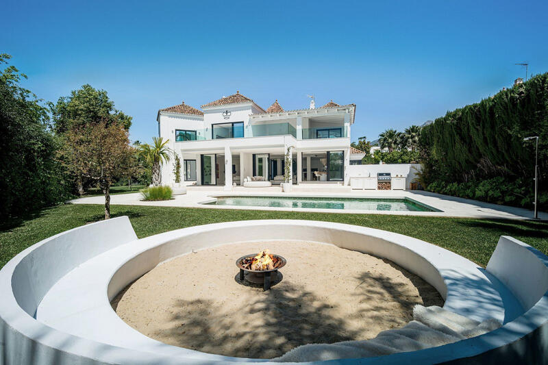 Villa till salu i Nueva Andalucia, Málaga