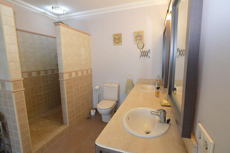 5 Cuarto Villa en venta