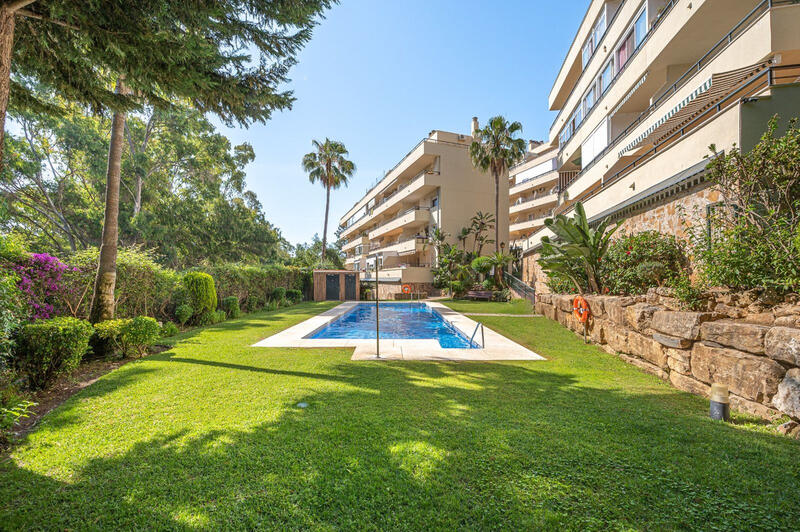 квартира продается в Calahonda, Málaga