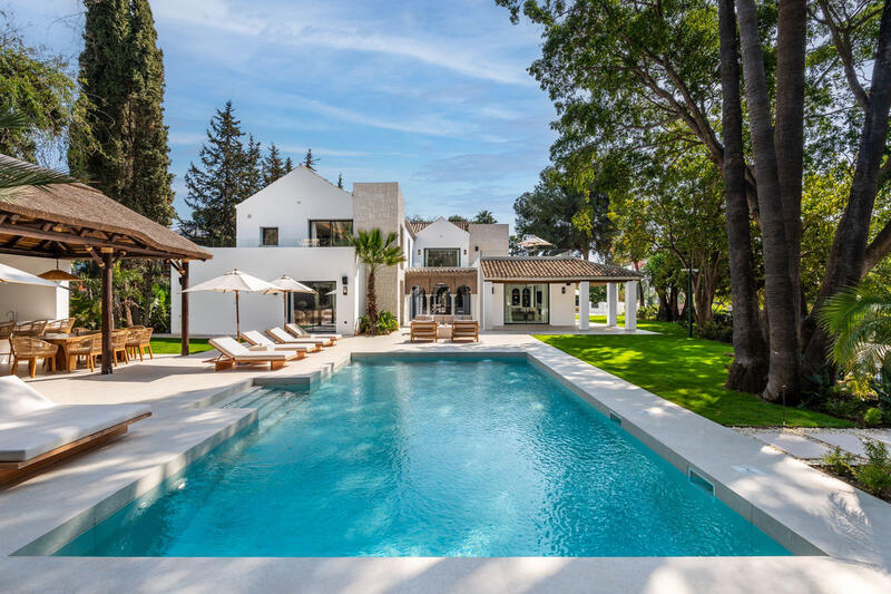 Villa til salg i Nueva Andalucia, Málaga