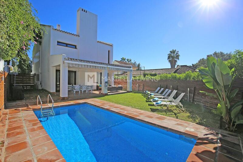 Villa for Short Term Rent in Golden Mile, Málaga