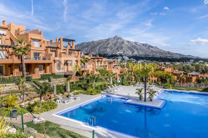 Lägenhet för långsiktig hyra i Nueva Andalucia, Málaga