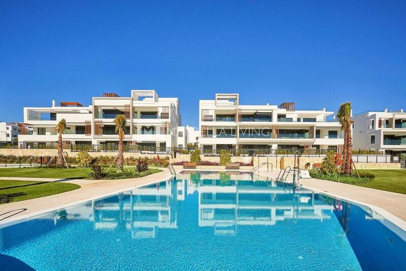 Apartamento en venta en Estepona, Málaga