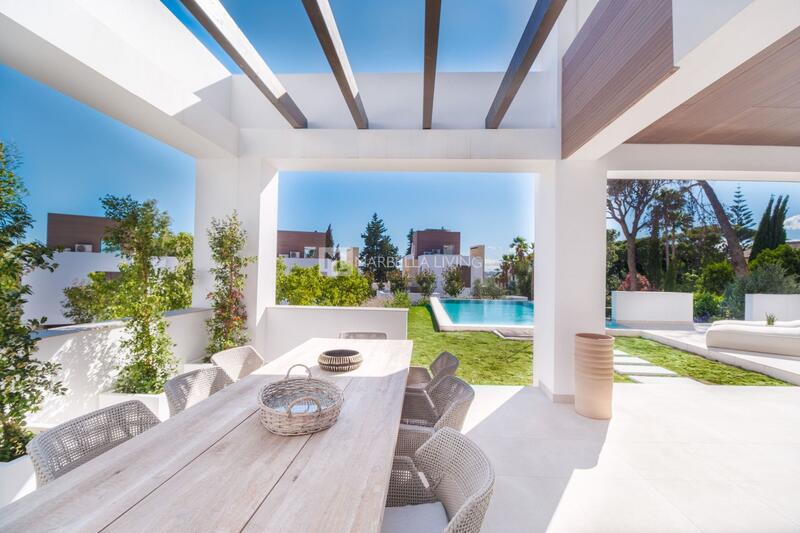 Villa for sale in Golden Mile, Málaga