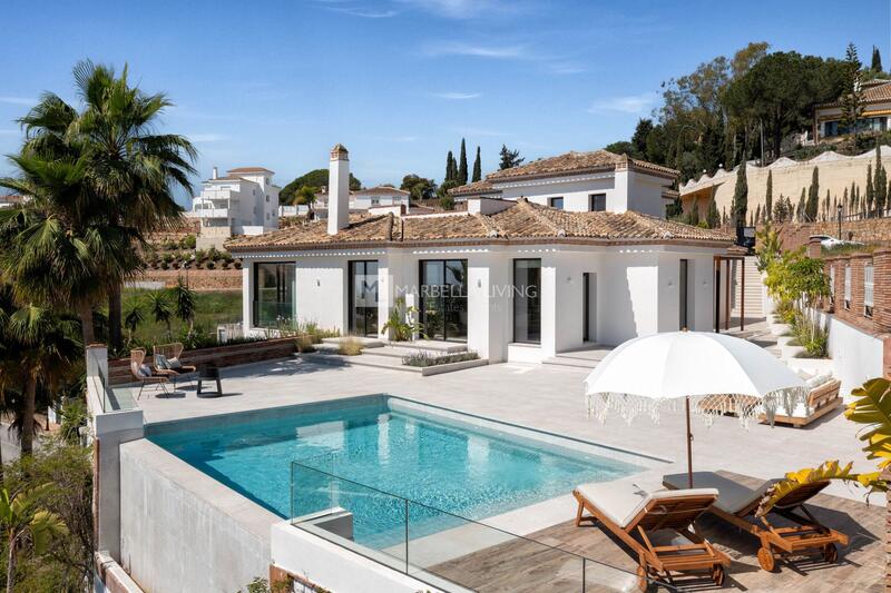 Villa zu verkaufen in Marbella del Este, Málaga