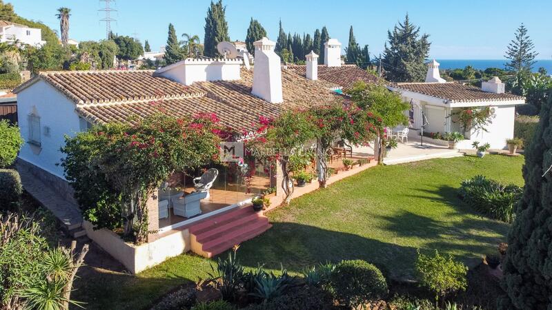 Villa en venta en Marbella, Málaga