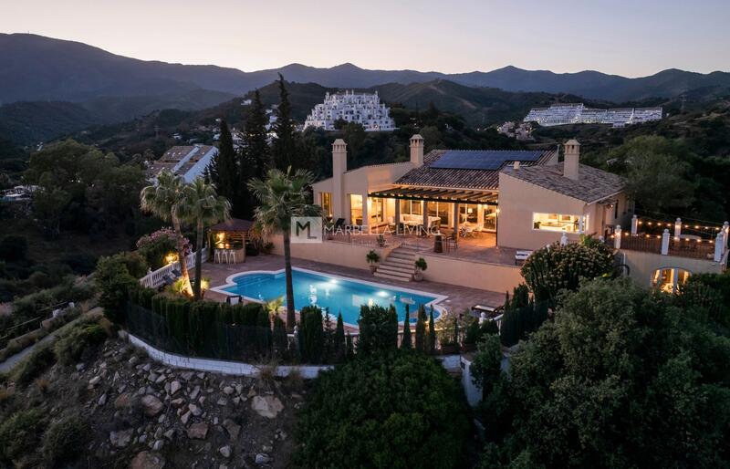 Villa till salu i Estepona, Málaga