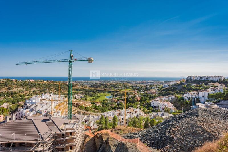 Landa till salu i Benahavis, Málaga