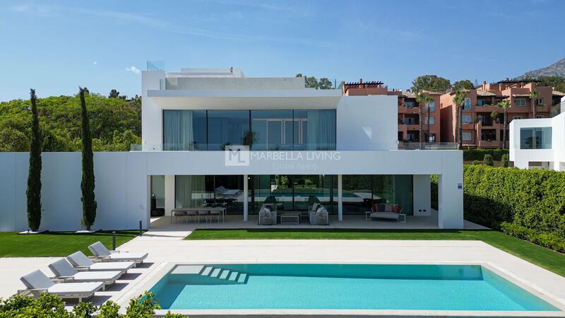 5 bedroom Villa for sale