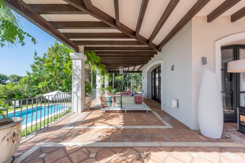 5 bedroom Villa for sale