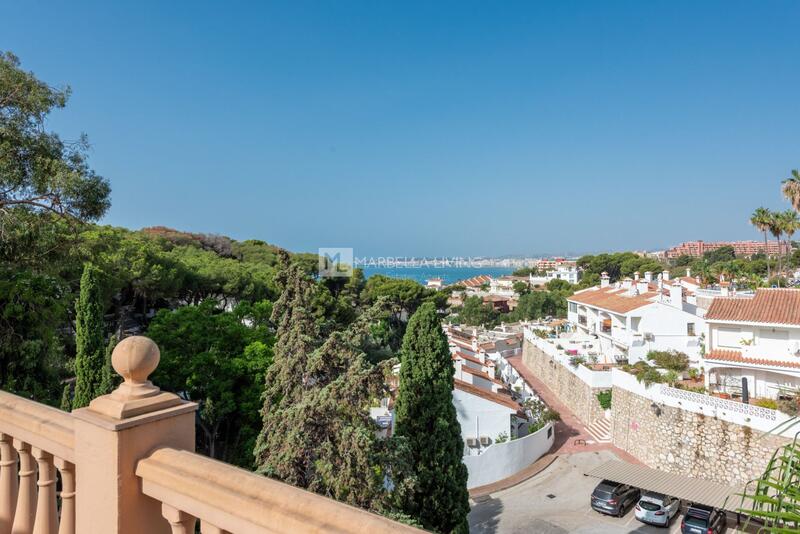 Villa en venta en Benalmadena, Málaga