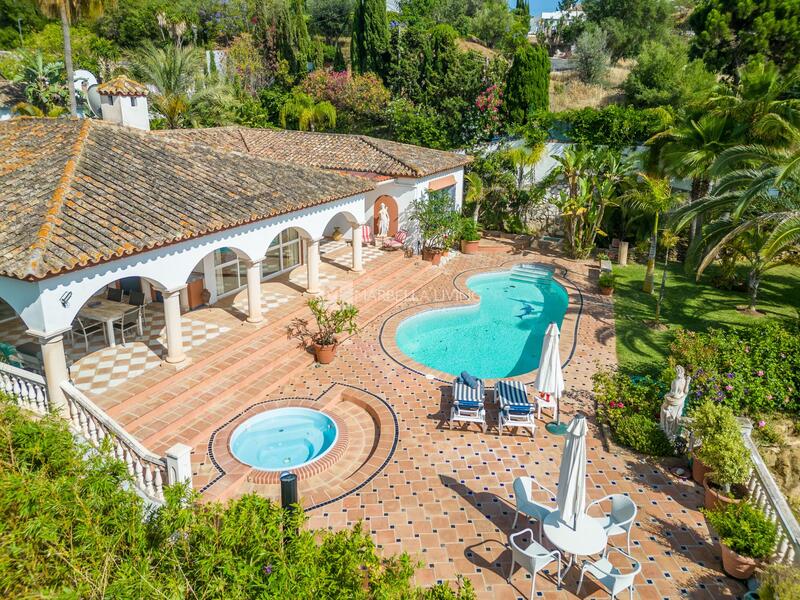 Villa en venta en Marbella del Este, Málaga