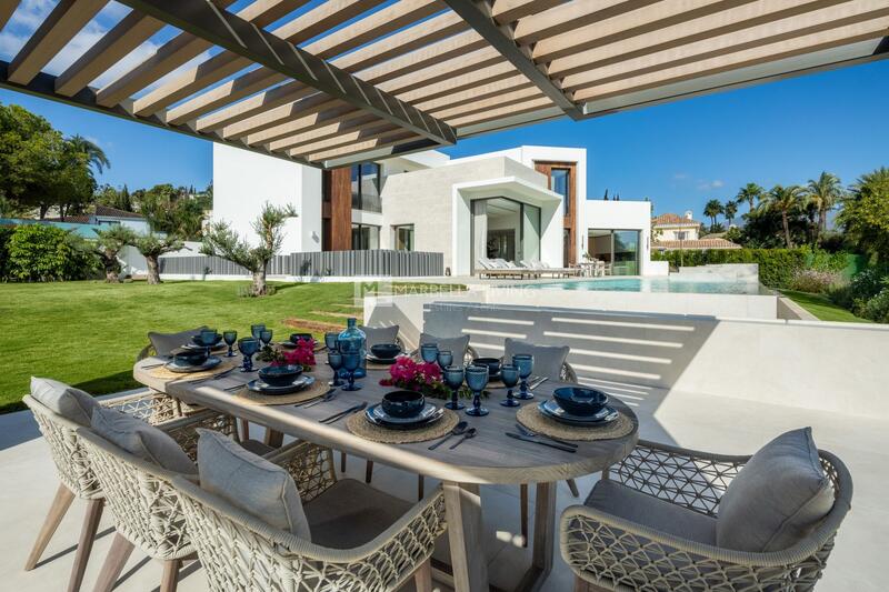 5 bedroom Villa for sale