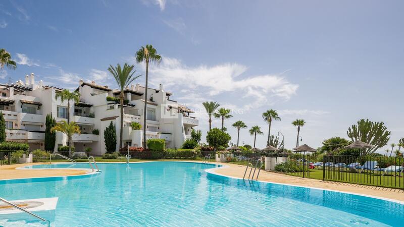 Apartment for sale in Estepona, Málaga