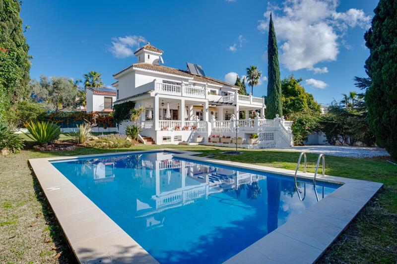 Villa zu verkaufen in Marbella, Málaga