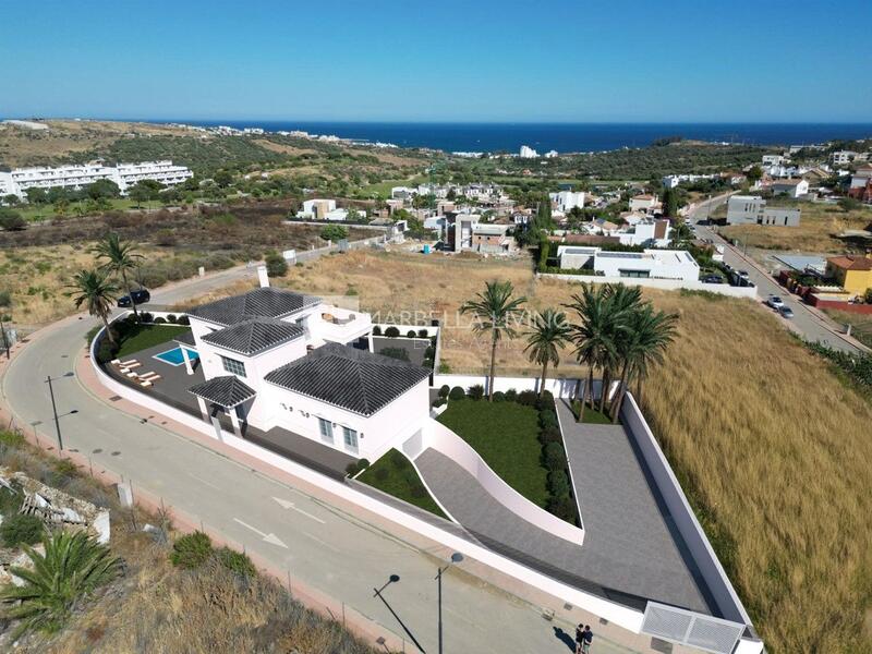 Villa til salg i Estepona, Málaga