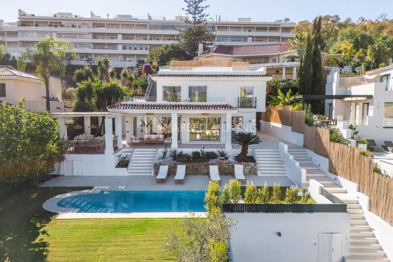 Villa en venta en Nueva Andalucia, Málaga