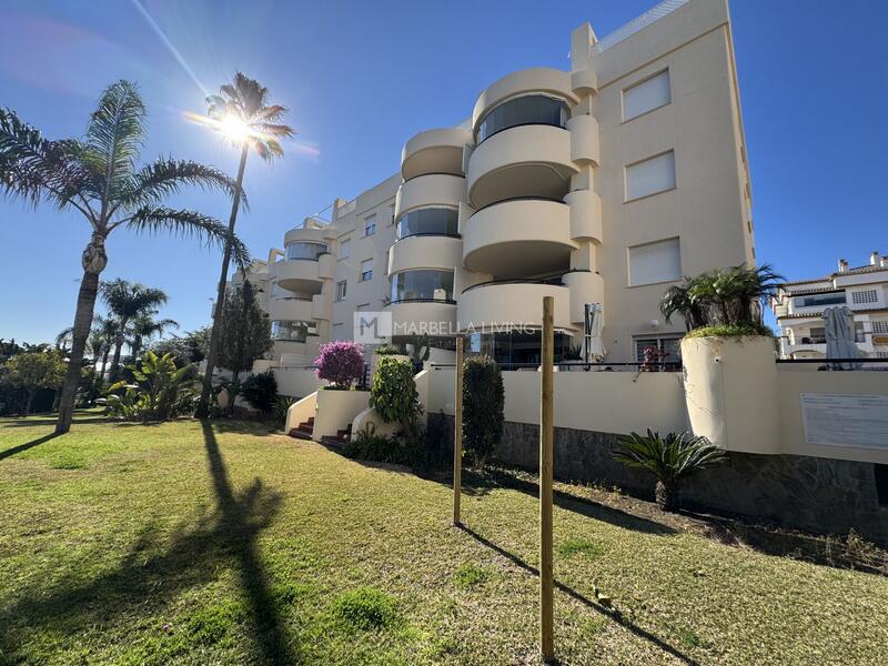 Apartamento en venta en Golden Mile, Málaga