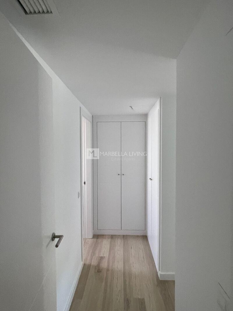 4 Schlafzimmer Appartement zu verkaufen