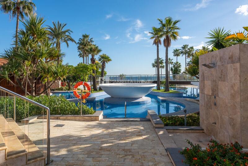 Apartment for sale in Estepona, Málaga