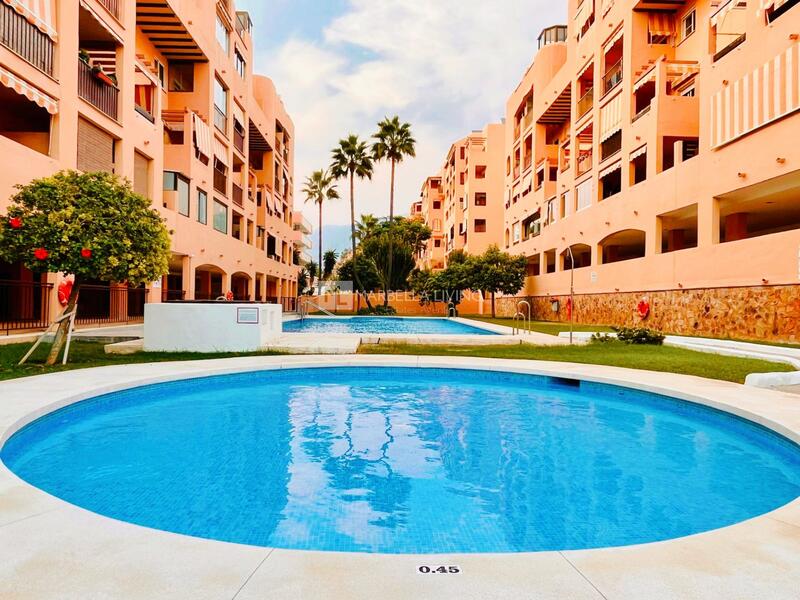 Apartamento en venta en Fuengirola, Málaga