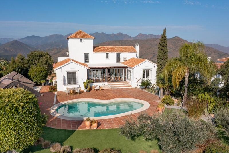 Villa til salgs i Marbella del Este, Málaga