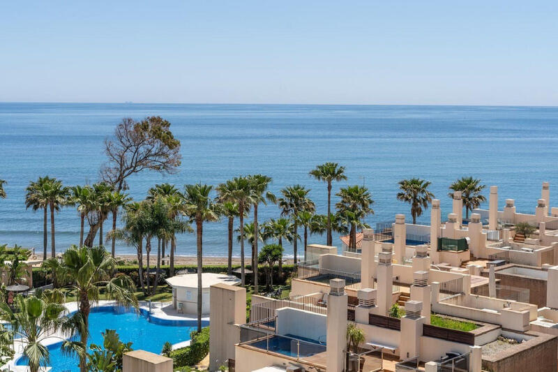 Apartment for sale in Estepona, Málaga