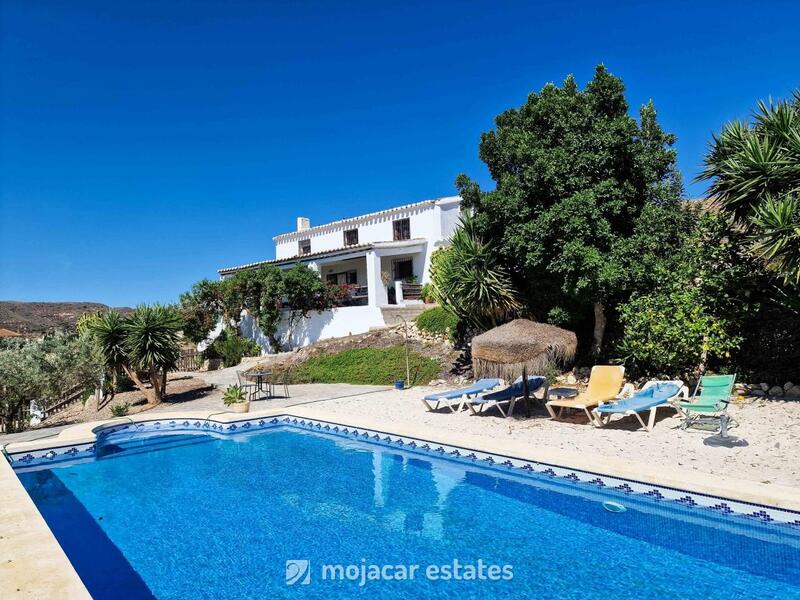 Villa til salgs i Sorbas, Almería