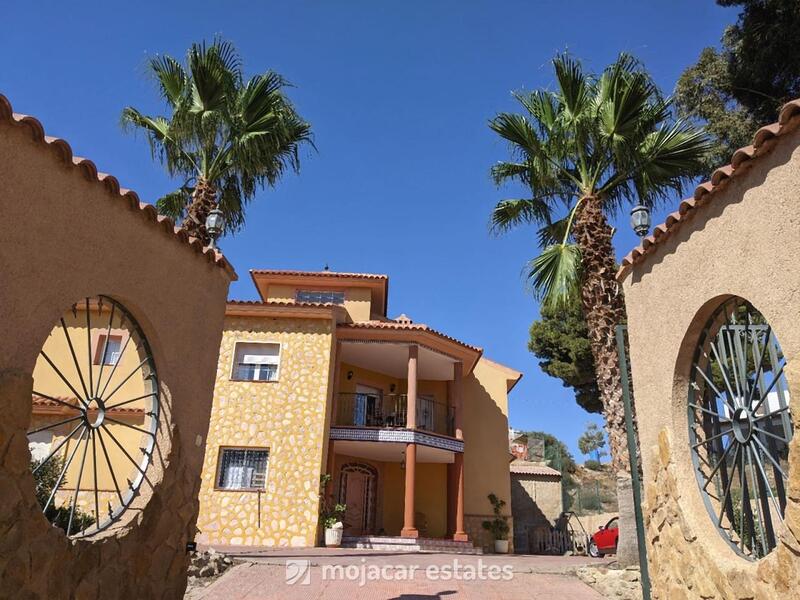 Villa til salg i Villaricos, Almería