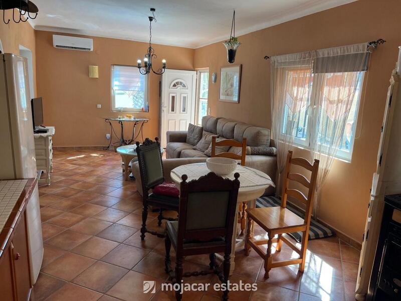 4 Cuarto Villa en venta